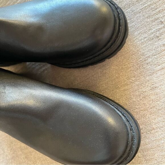 NWT Marc Fisher Parrie Lug Sole Chain Boots in Black 6 - Picture 8 of 9